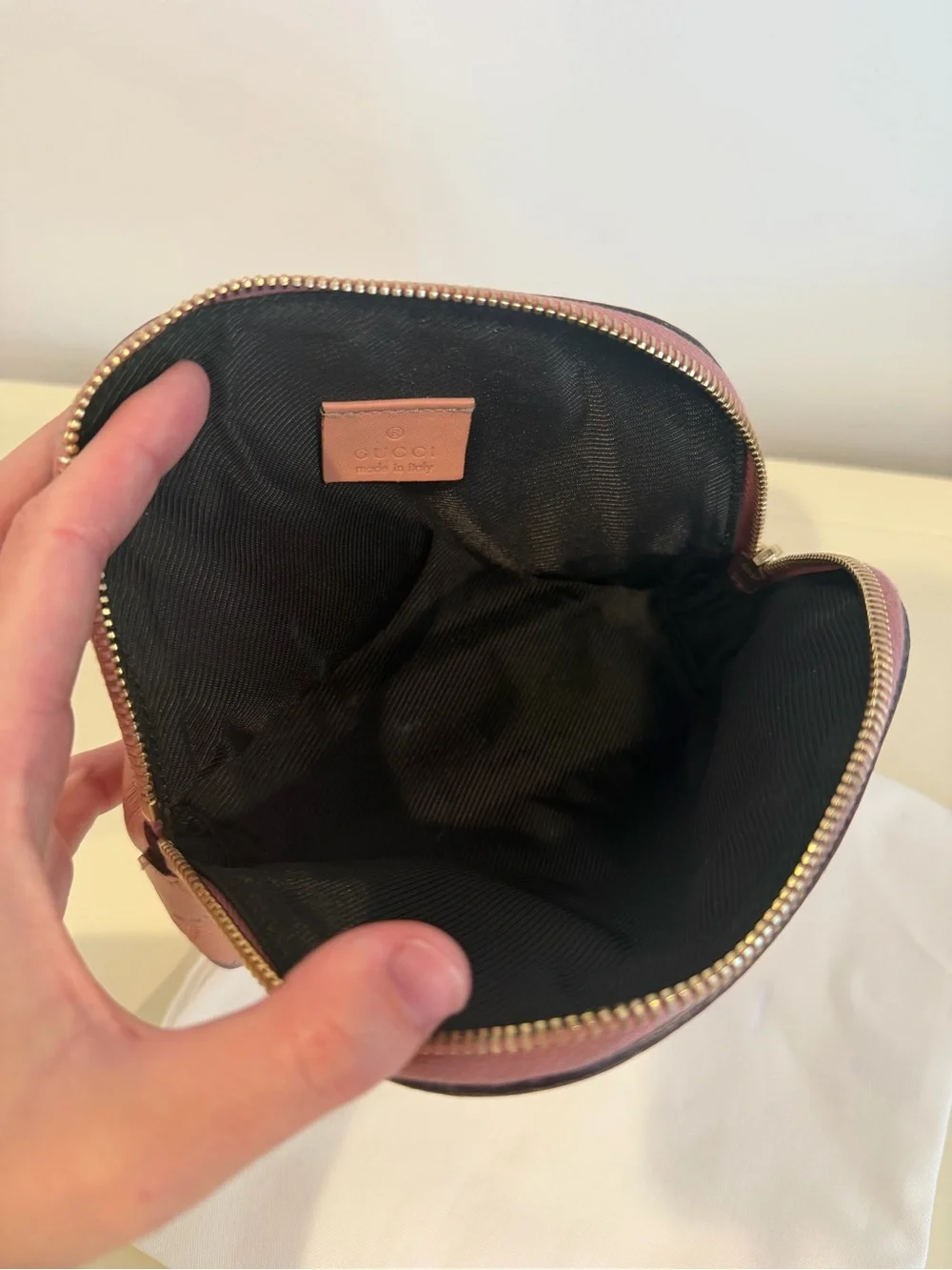 Gucci cosmetic pouch